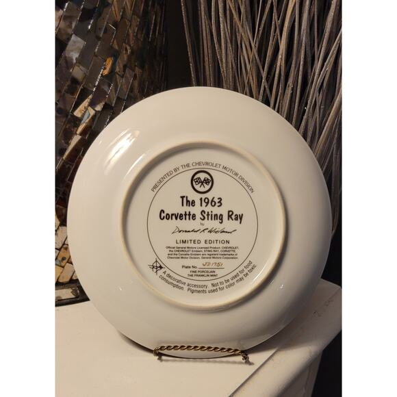 1963 Chevy Corvette by Donald Wieland LE Porcelain Franklin Mint Collector Plate - Picture 3 of 4